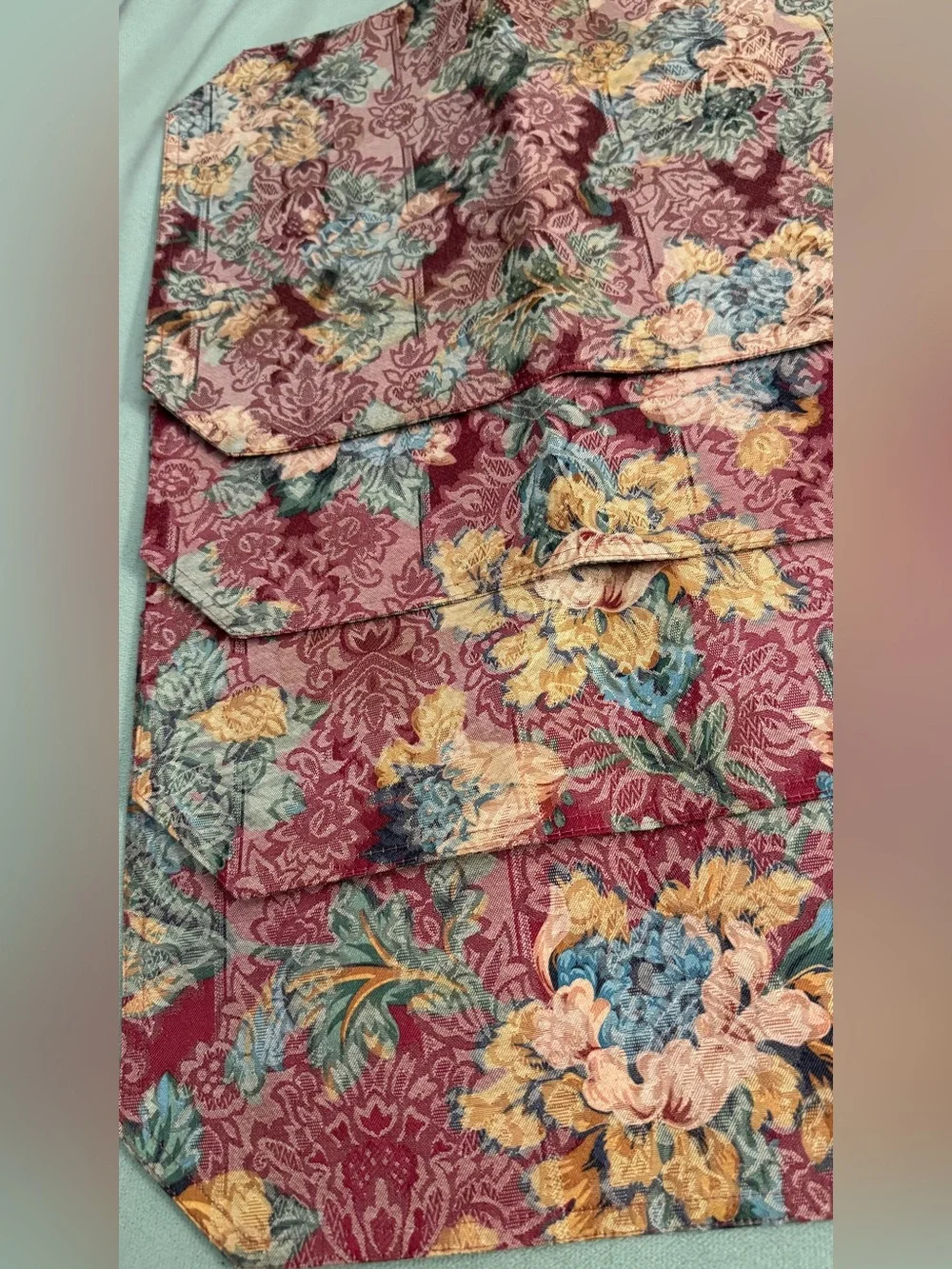 Floral Jacquard Placemat in Deep Burgundy
